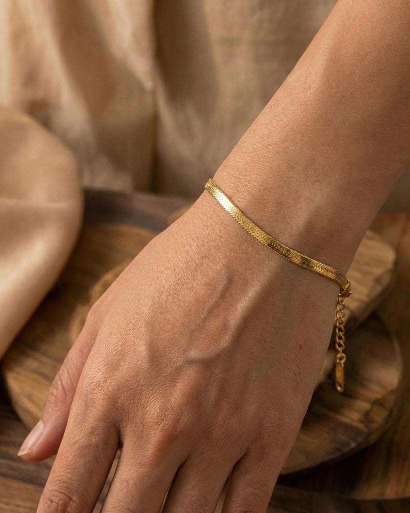 Smooth Sleek Bracelet